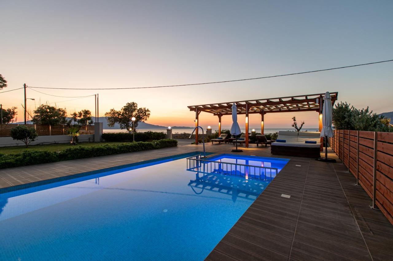 Niovi Seaside Suites Kíssamos Extérieur photo