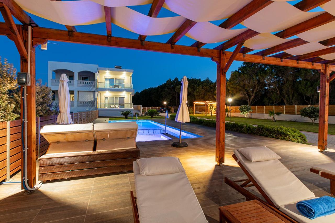 Niovi Seaside Suites Kíssamos Extérieur photo