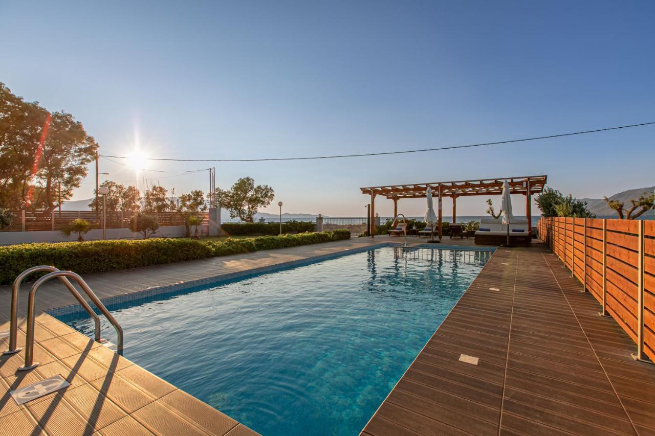 Niovi Seaside Suites Kíssamos Extérieur photo