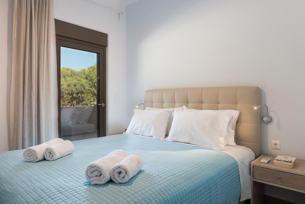 Niovi Seaside Suites Kíssamos Extérieur photo