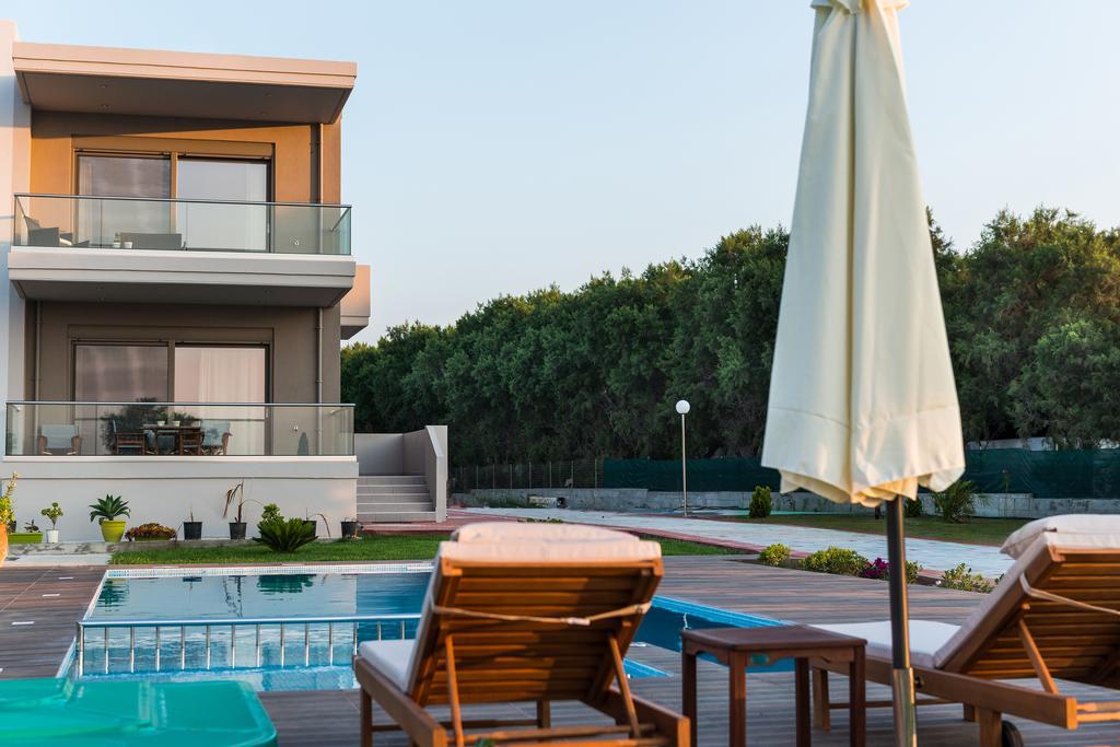 Niovi Seaside Suites Kíssamos Extérieur photo