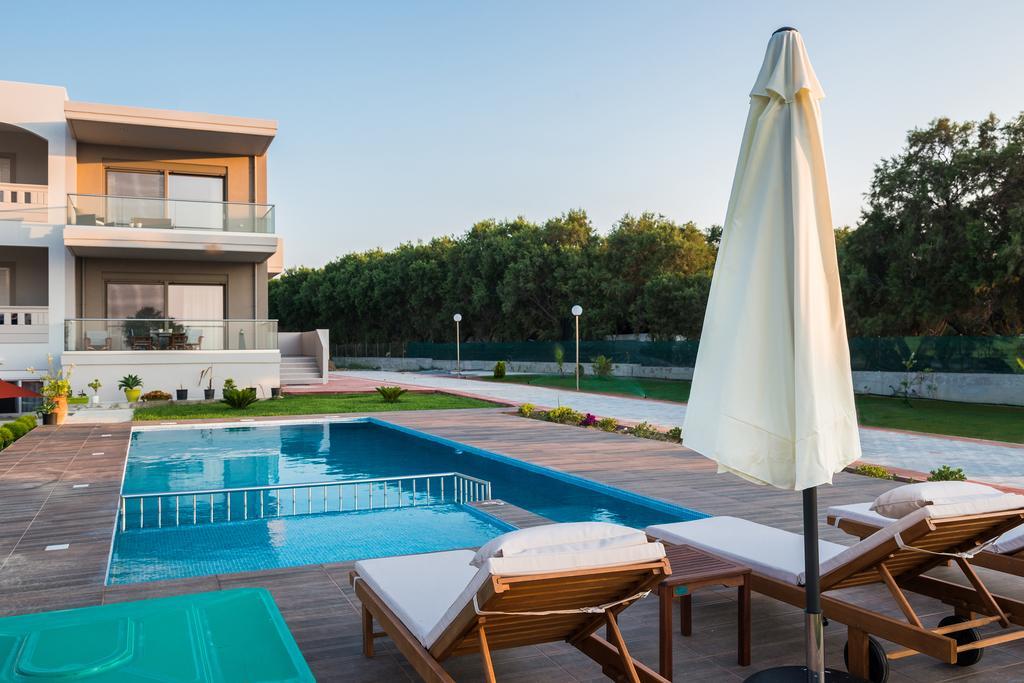 Niovi Seaside Suites Kíssamos Extérieur photo